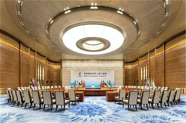 金砖峰会前夕，卢拉突然收到俄罗斯通知，中方安排也有变化？