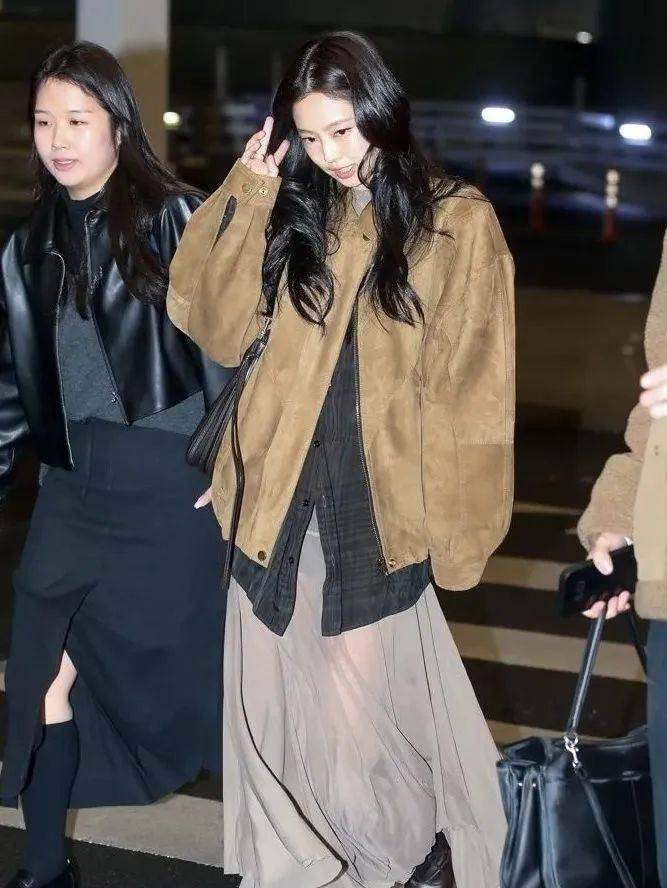 质感女人怎么都在穿这个颜色？