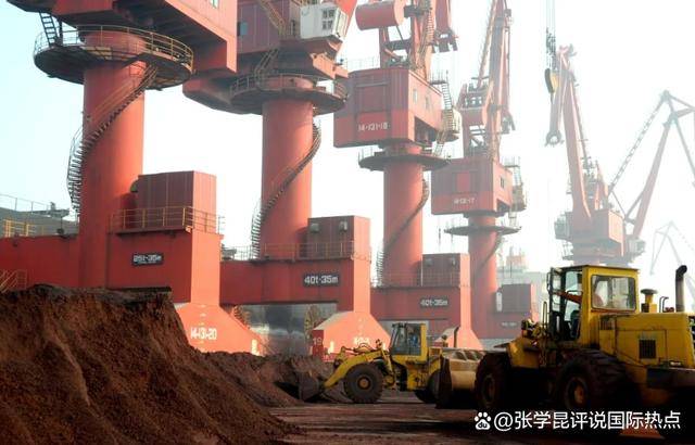 美方还没决定，中国直接一锤定音，商务部突发公告，掌握关键一局